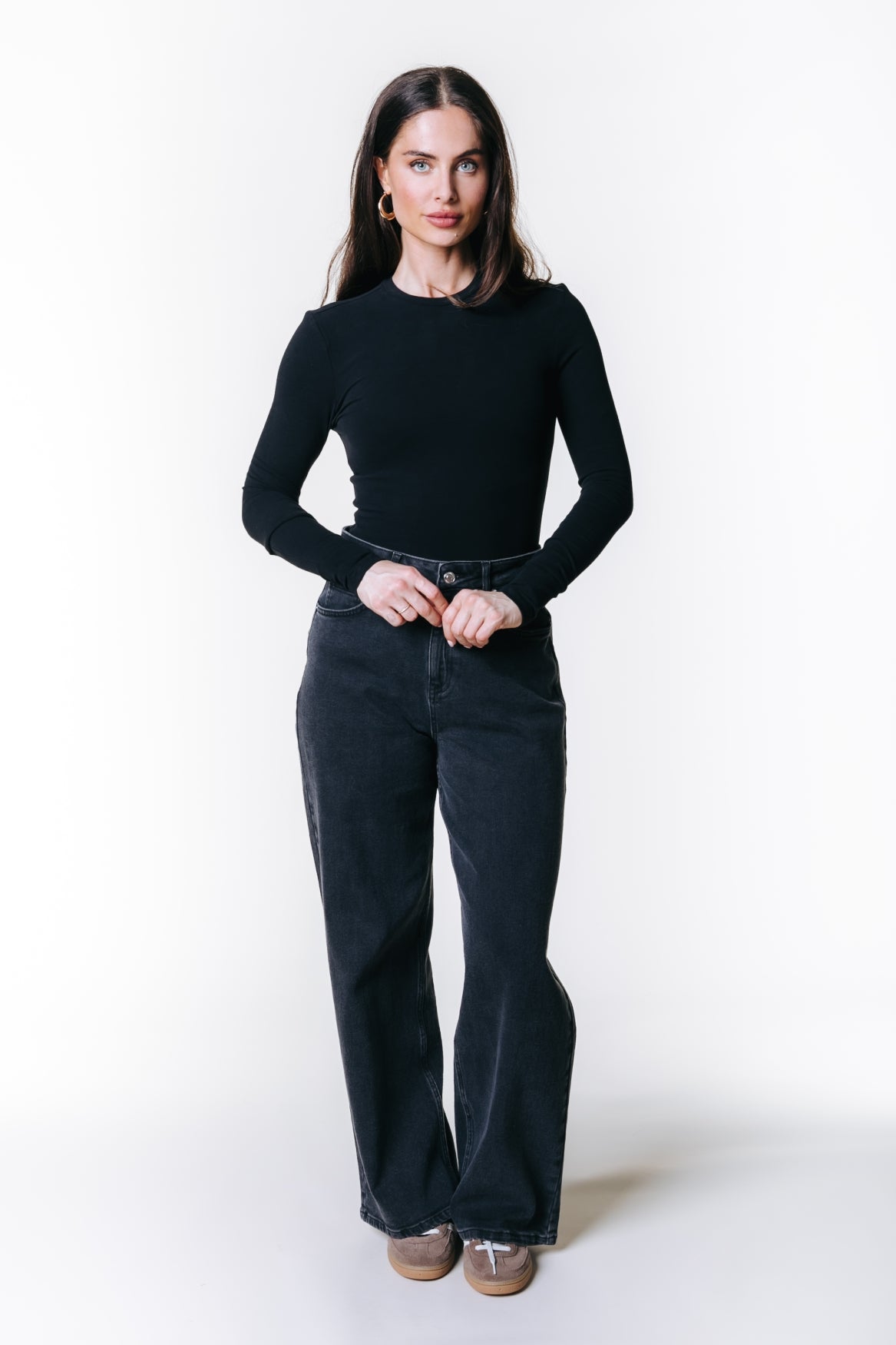 Fitted Long-Sleeve Top | Black