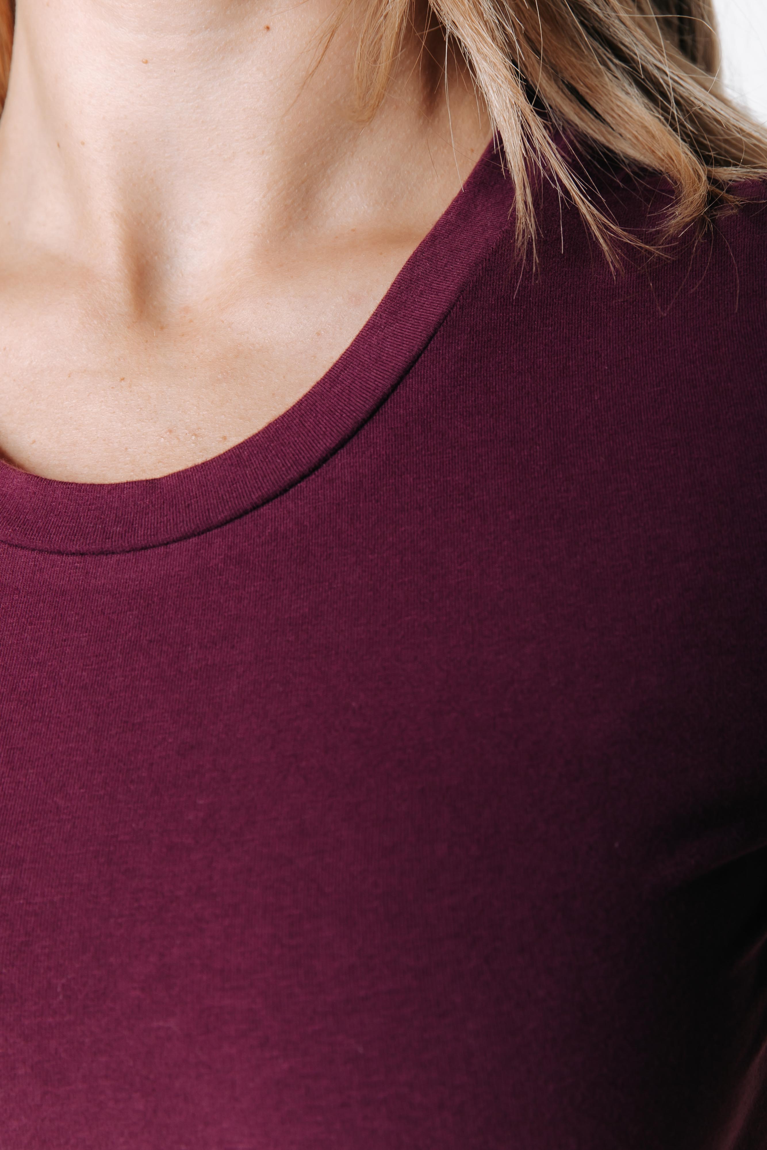 Fitted Wideneck Top | Merlot Red
