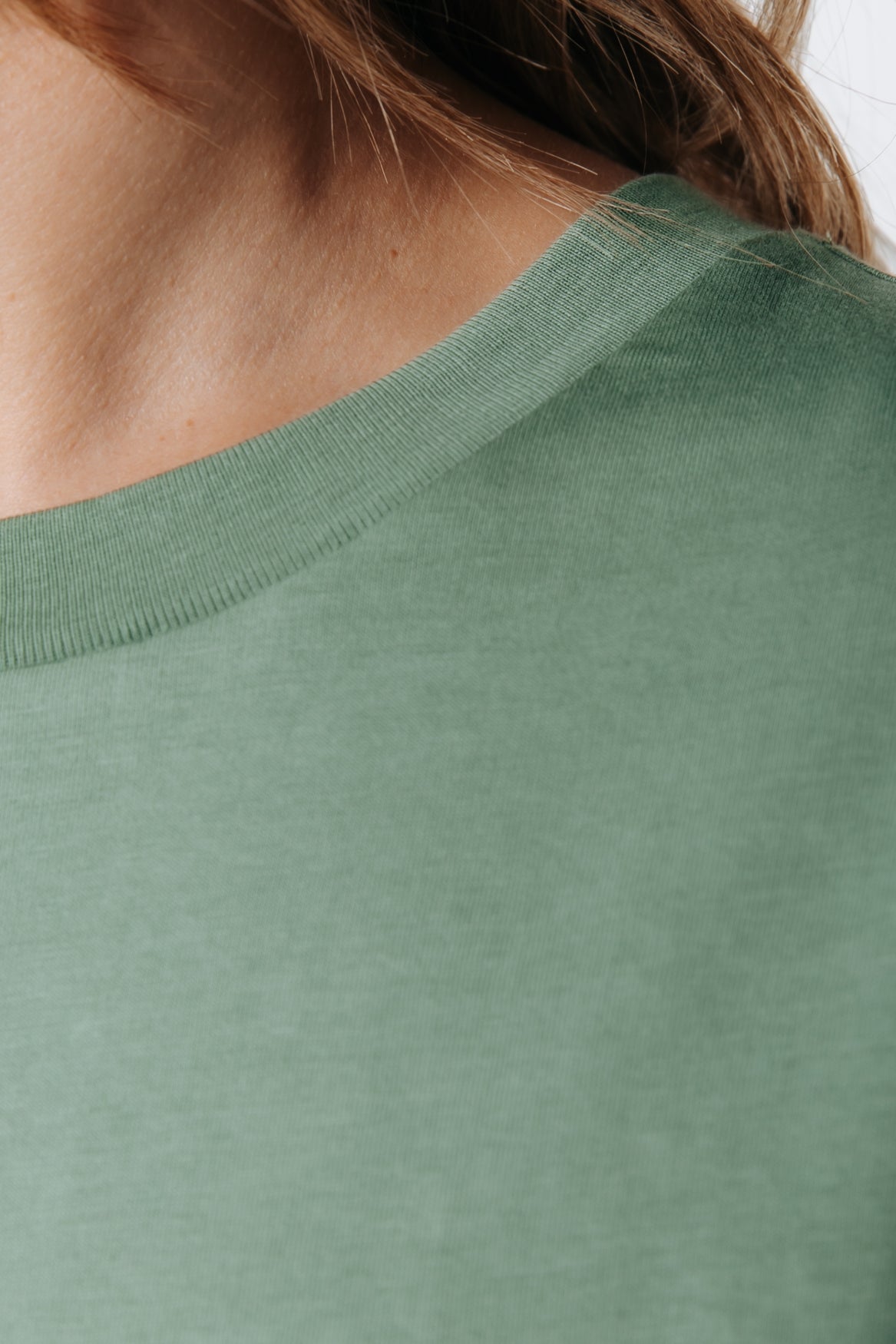 Label T-shirt | Olive Green