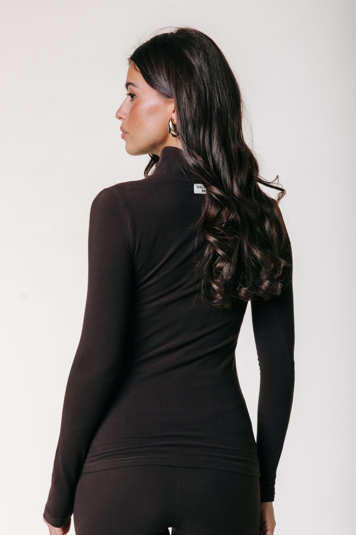 Uni Fitted Zip Top | Darkest Brown