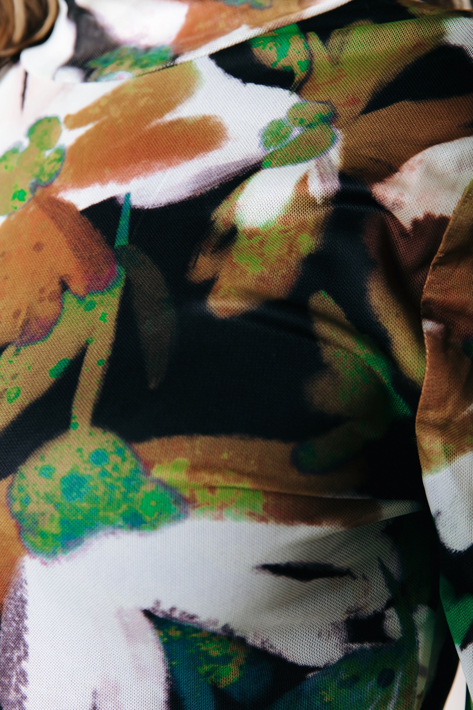 Neyo Flower Mesh Top | Multicolor