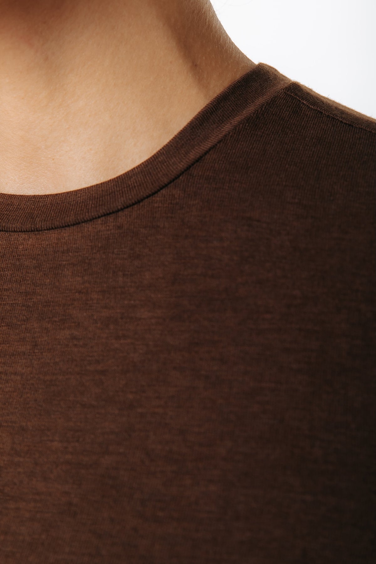 Fitted Lightweight Longsleeve | Brown