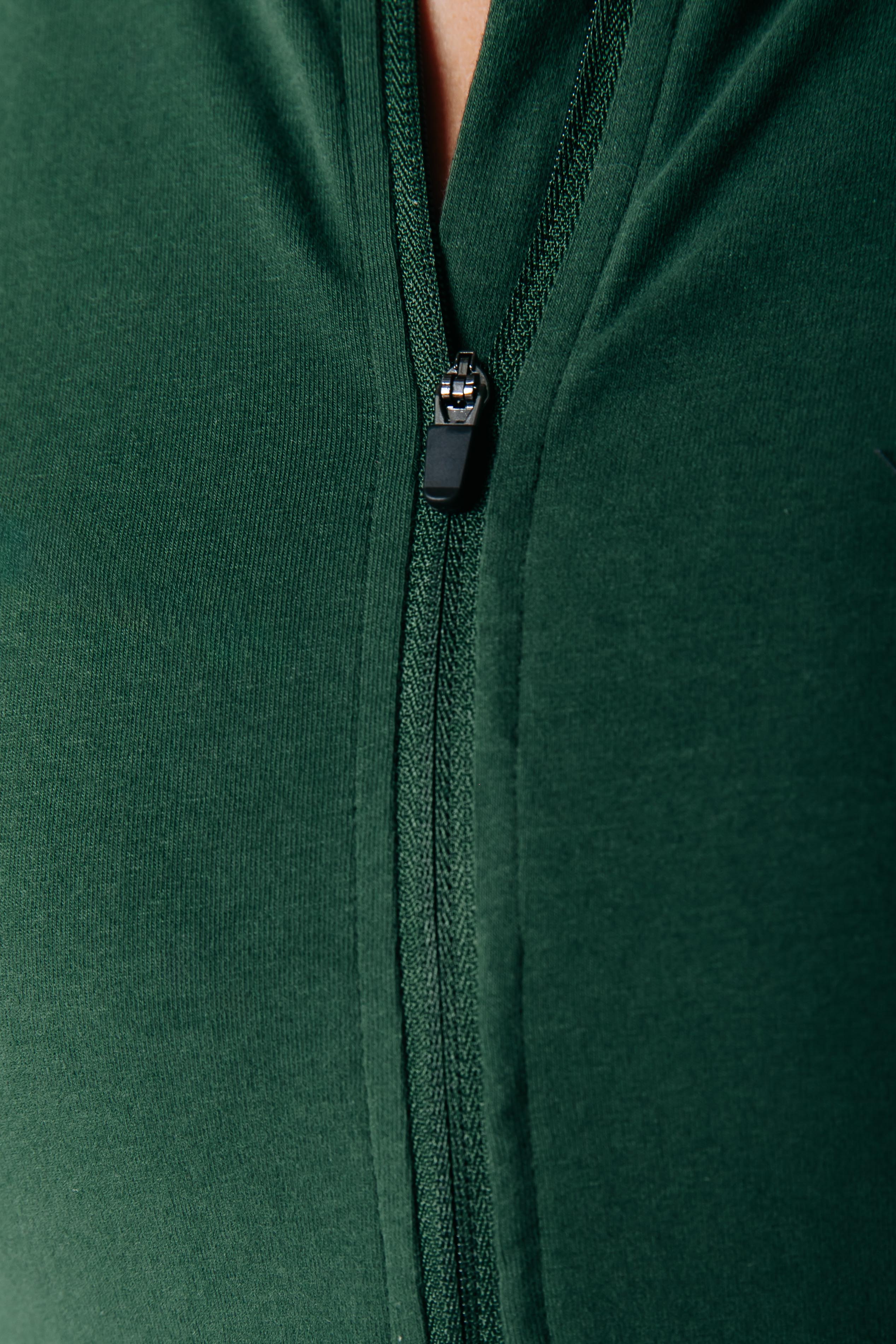 Fitted Full Zip Top | Dark green