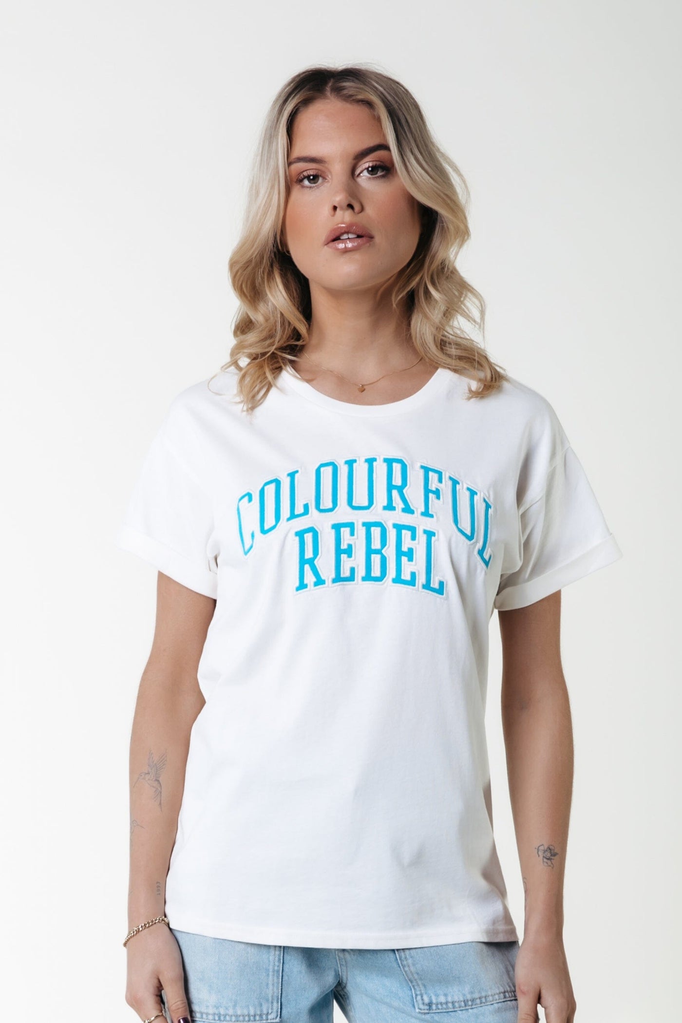 Colourful Rebel CR Patch Boxy Tee | Off white 8720867021797