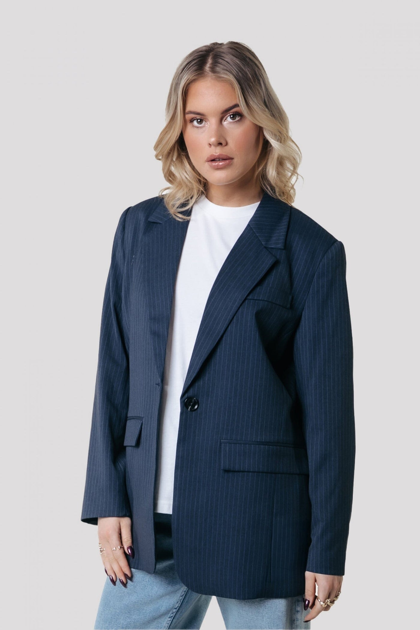 Colourful Rebel Gemma Pinstripe Blazer | Dark blue 8720867053910