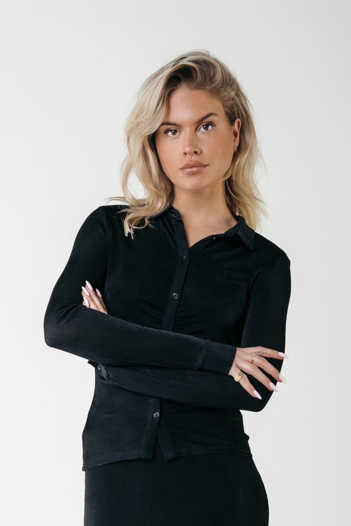 Colourful Rebel Ismaya Button Down Top | Black 8720867047438