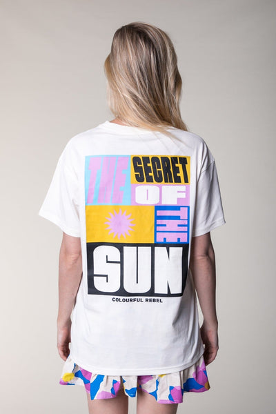 Colourful Rebel Secret Sun Tee | Standard white 