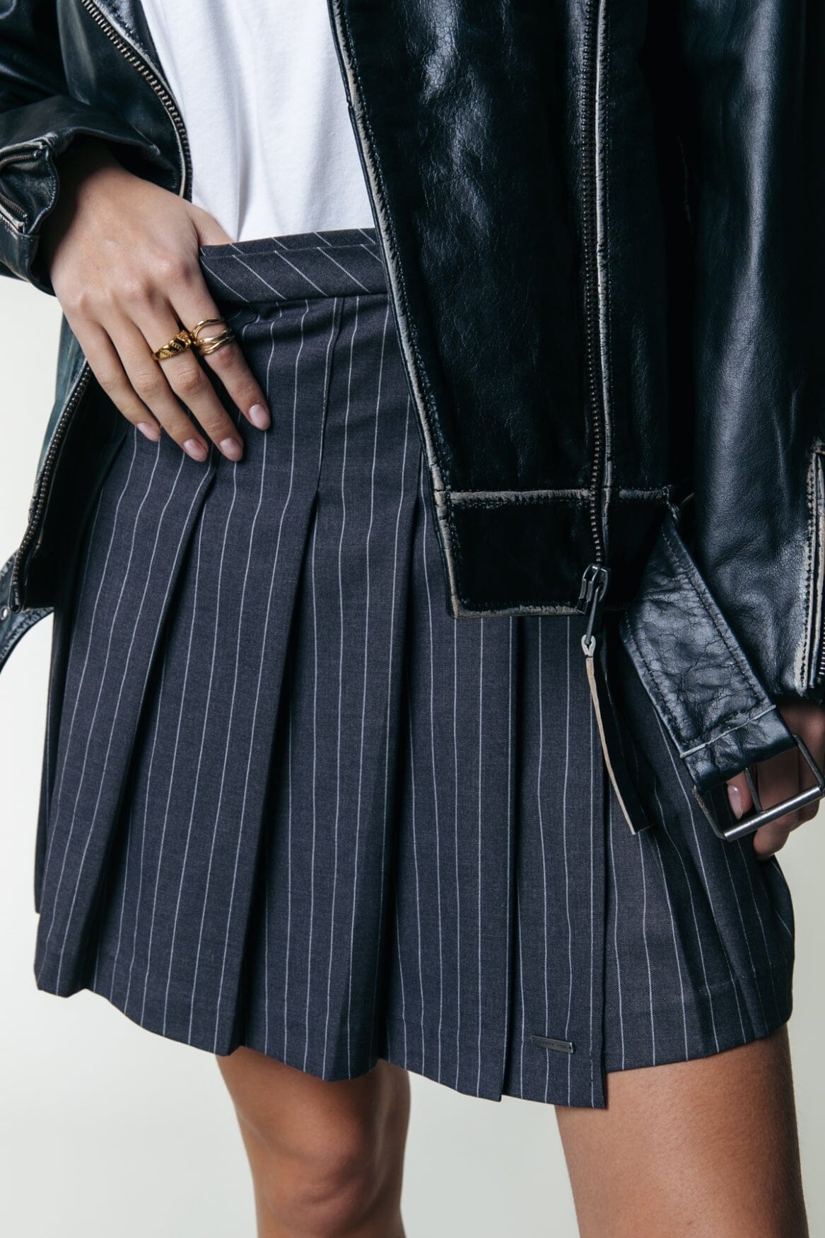 Colourful Rebel Shaline Pinstripe Pleated Skirt | Dark Anthracite 