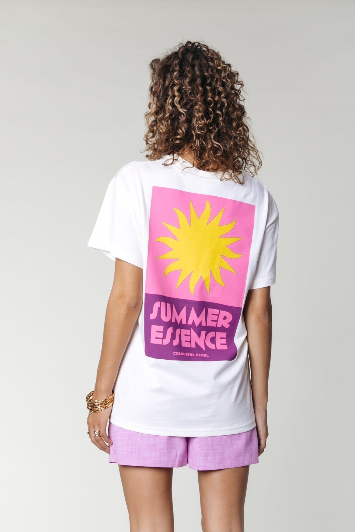Colourful Rebel Summer Essence Tee | Standard white 