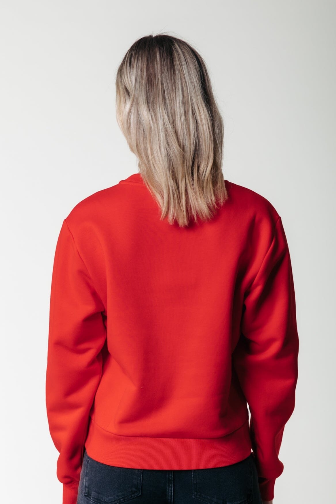 Colourful Rebel Uni Label Relaxed Sweat | Scarlet Red 