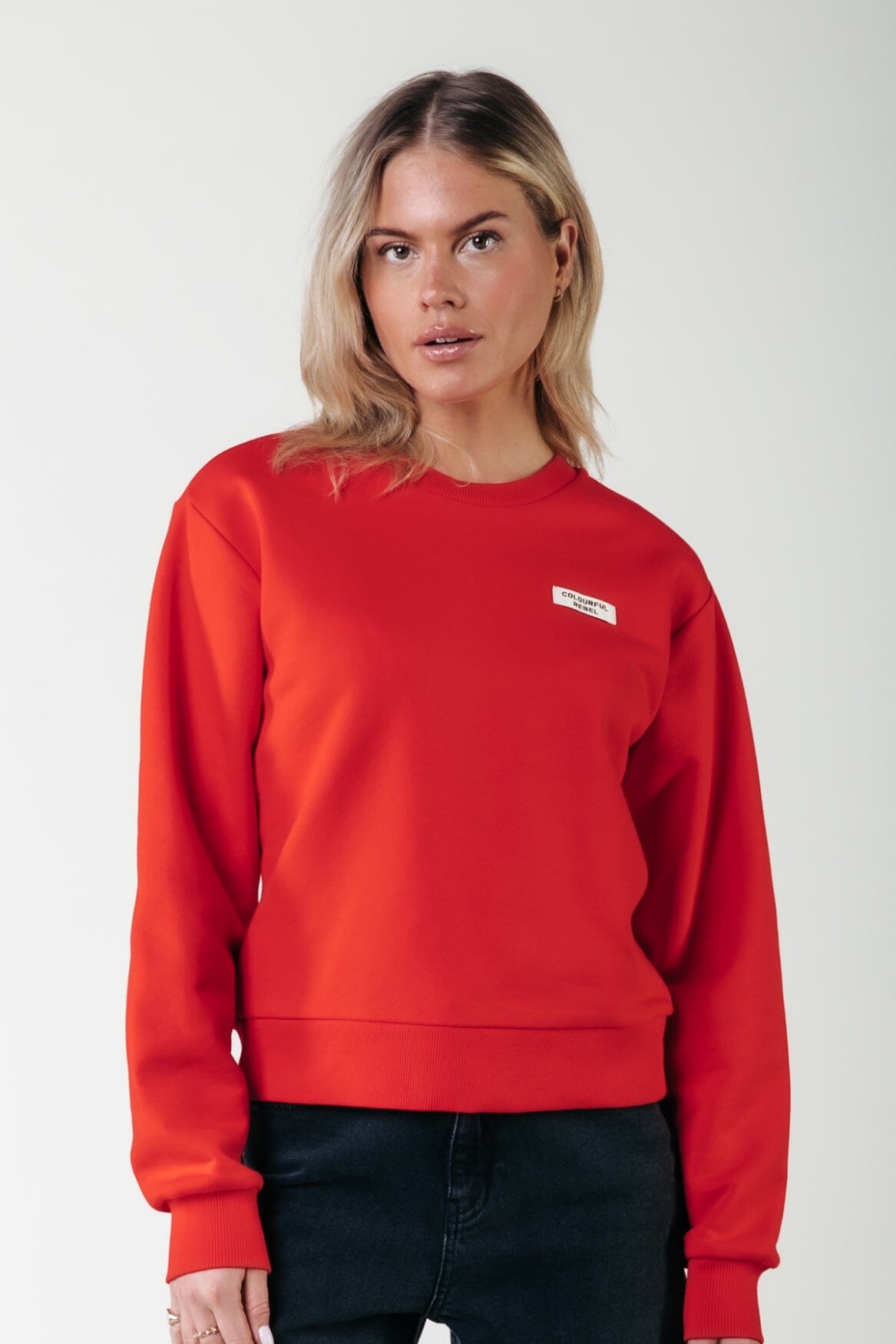 Colourful Rebel Uni Label Relaxed Sweat | Scarlet Red 8720867050285