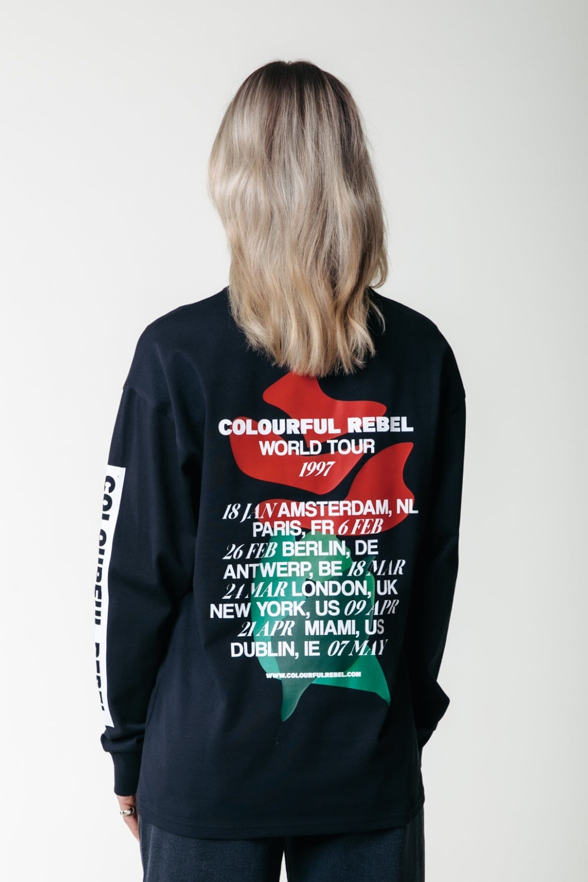 Colourful Rebel World Tour Rose Longsleeve Tee Cuff | Black 8720867050407