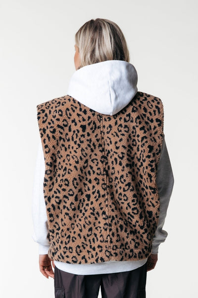 Colourful Rebel Yoni Leopard Teddy Gilet | Warm Brown 