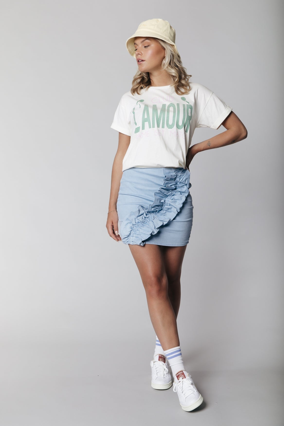 Colourful Rebel Club L'amour Boxy Tee | Off white 8720603231886