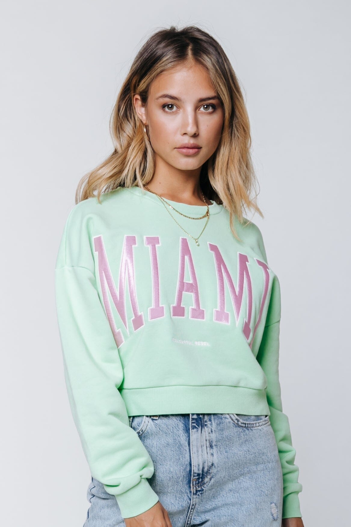 Colourful Rebel Miami Patch Cropped Sweat | Neon lime 8720603281041