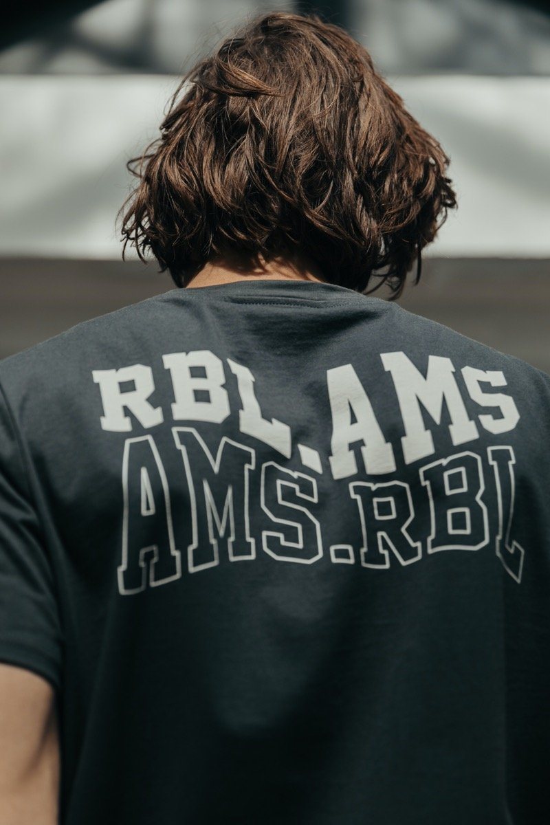 Colourful Rebel RBL AMS Big Wave Tee | Anthracite 