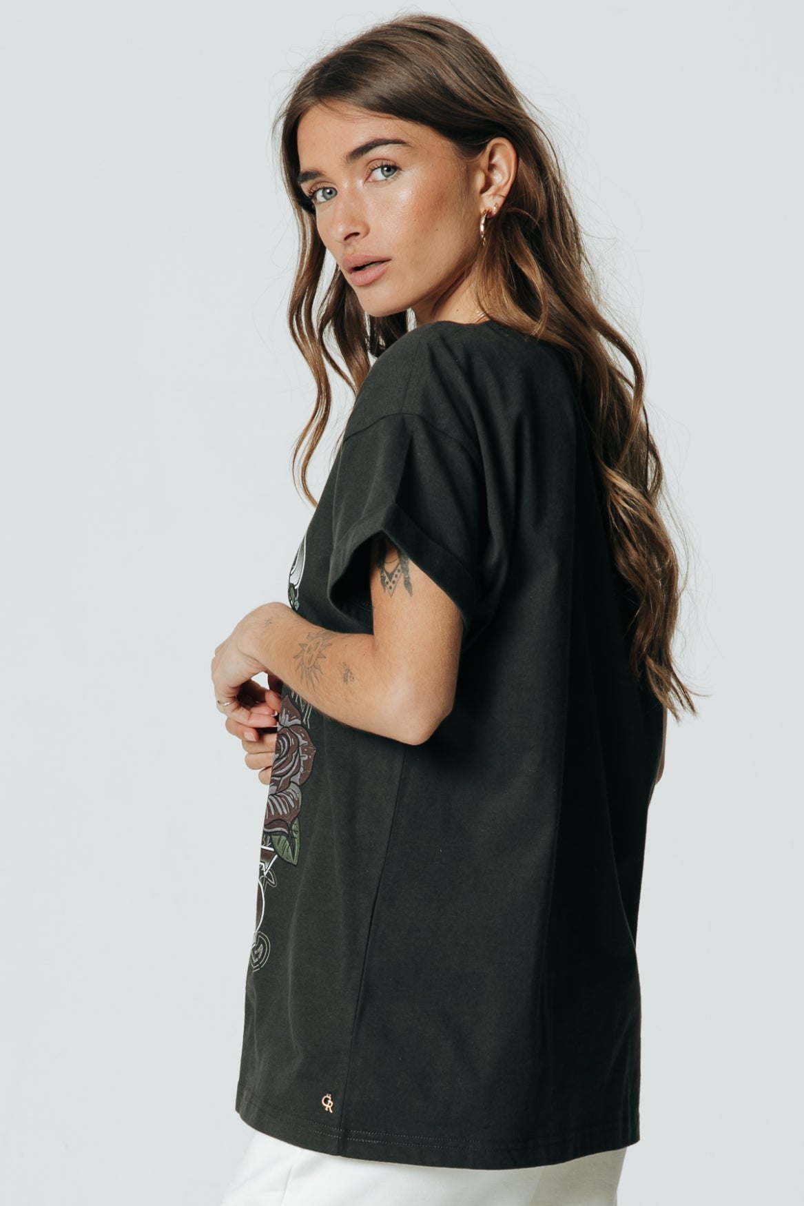 Colourful Rebel Rebels And Roses Boxy Tee | Anthracite
