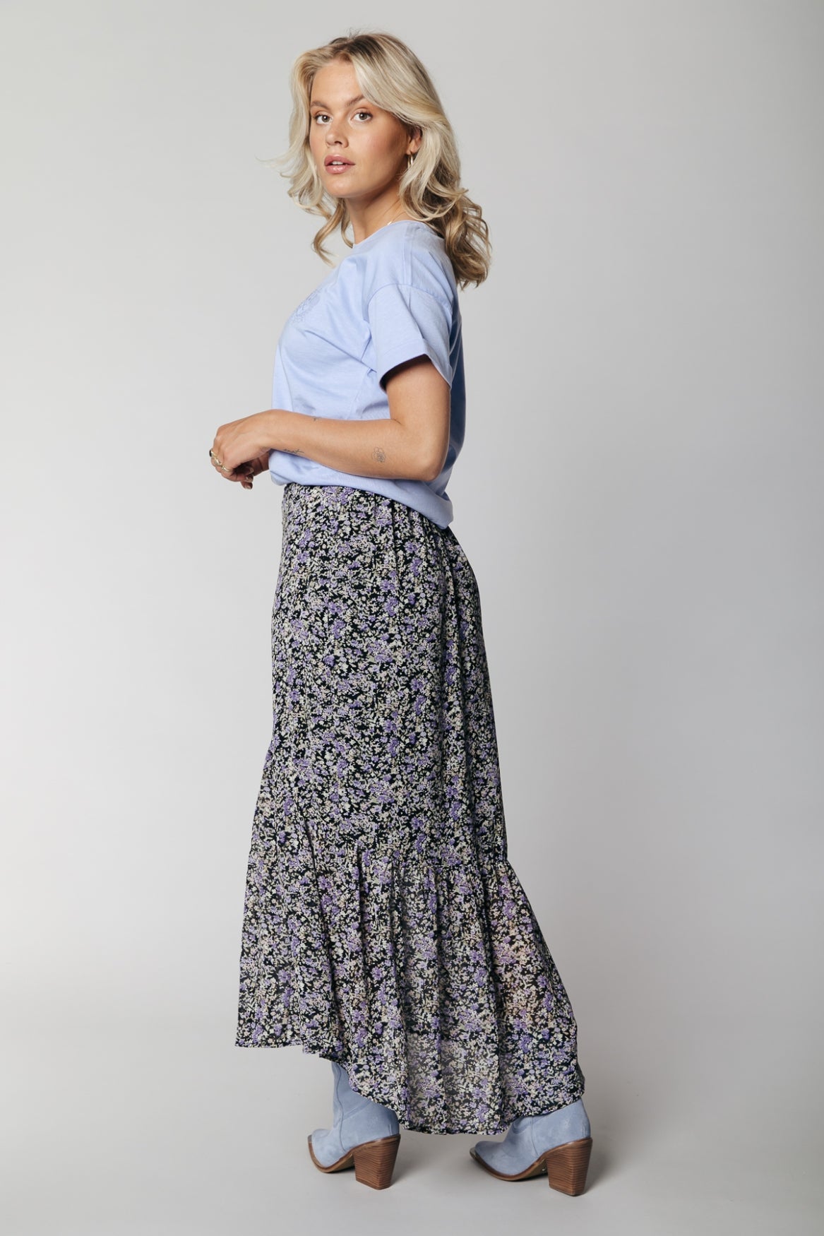 Colourful Rebel Rive Small Flower High Low Skirt | Multicolor