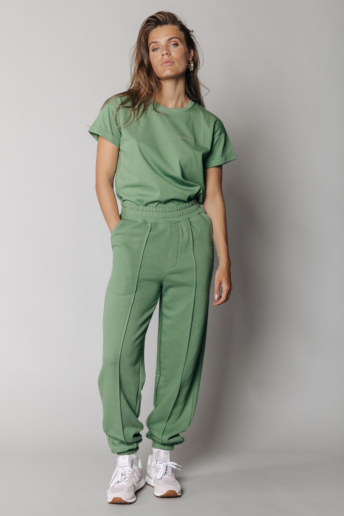 Colourful Rebel Uni Pintuck Loose Fit Sweat Pants | Medium green 1120938481371